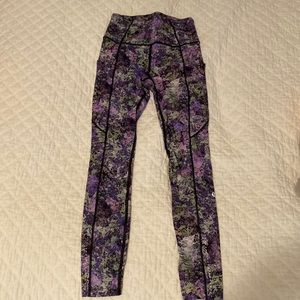Lululemon yoga pants